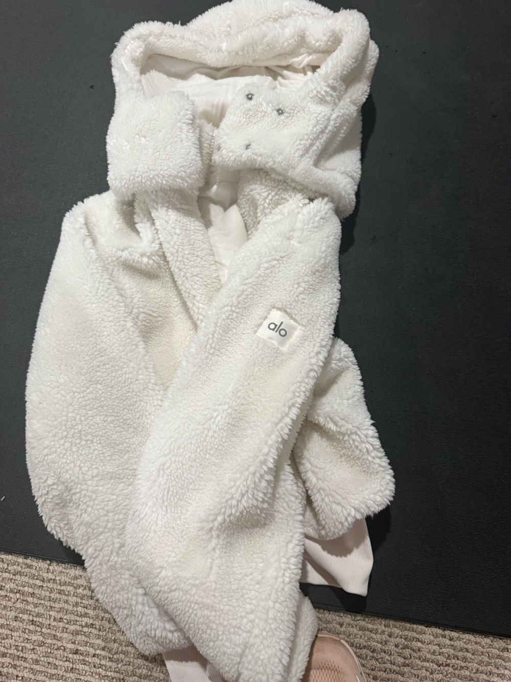 ALO Yoga Cream Sherpa Bomber Jacket with Hood - Picture 2 of 4